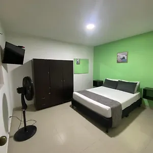 33 Bulerias Hotel
