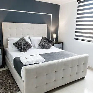 Roosevelt Plaza 4*, Cali Colombia